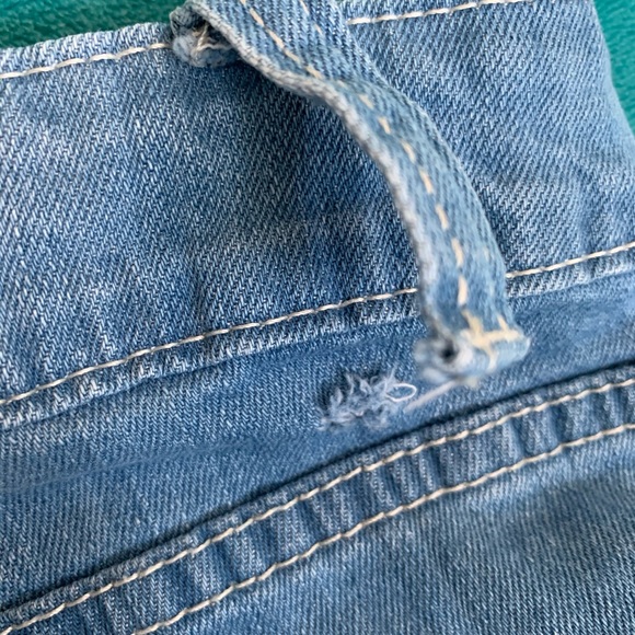 VIP JEANS - Picture 4 of 5